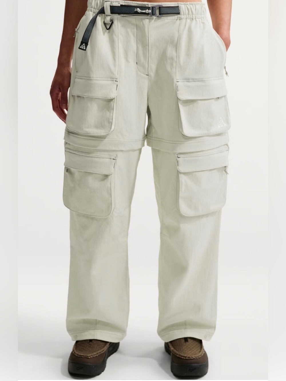 Nike ACG Women’s Smith Summit Zip Off Trouser Pants Faint Light Green Hue XXL